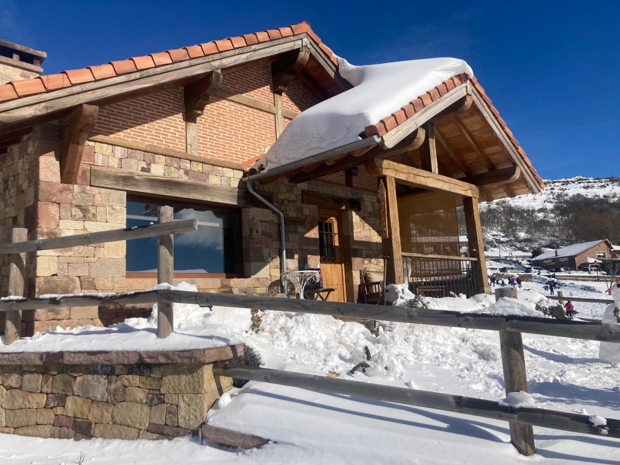 Los Chozos De La Brana Branosera Exterior photo